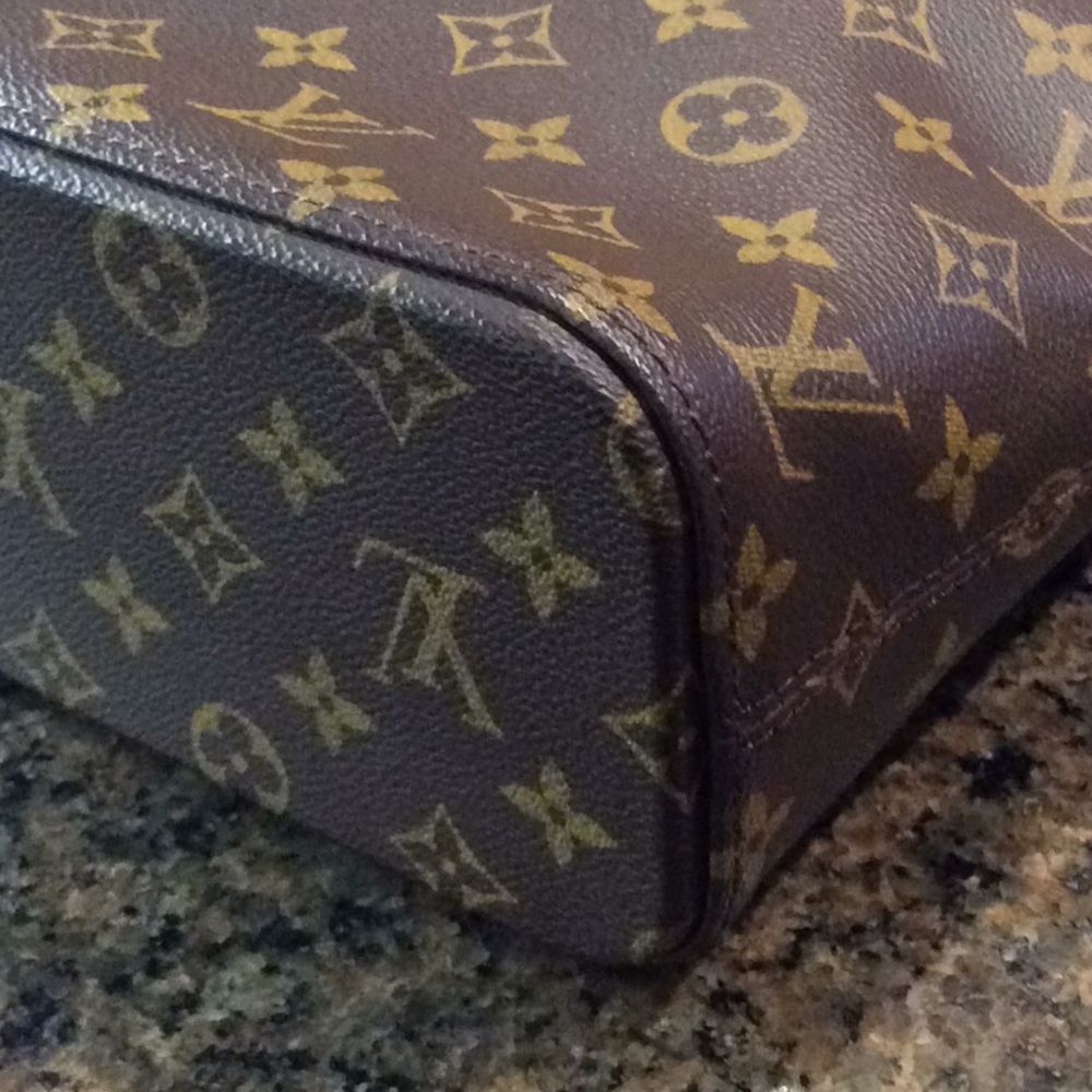 Authentic Pristine Louis Vuitton - Picture 5 of 8